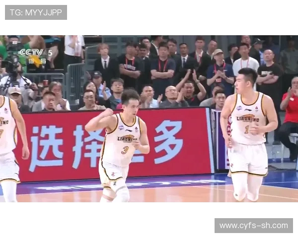 CBA精彩对决上海队迎战新疆队全场精彩瞬间回顾与分析